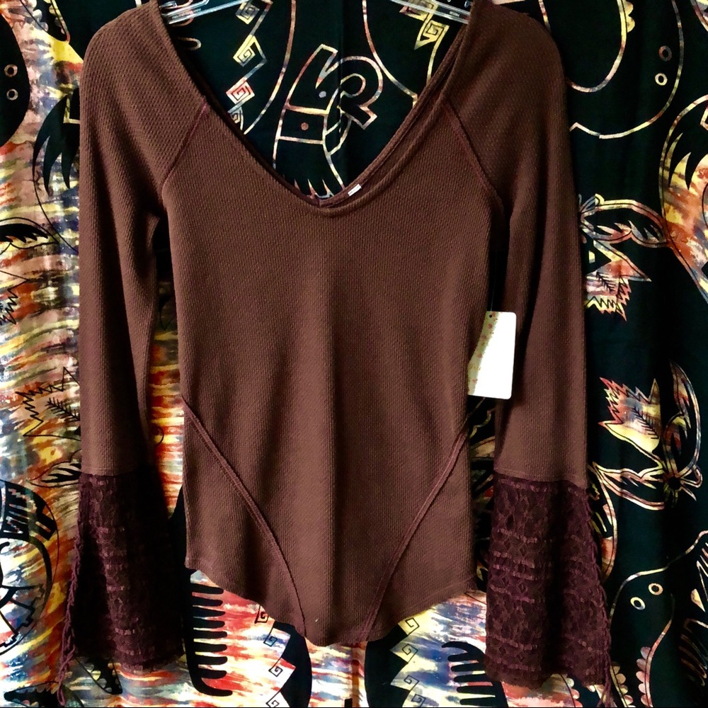 🌺🎉HP🎉🌺 NWT Free People Sexy Top With Bell Lace Sleeves - Picture 7 of 9